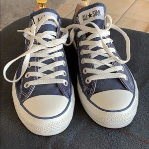 Low top Converse